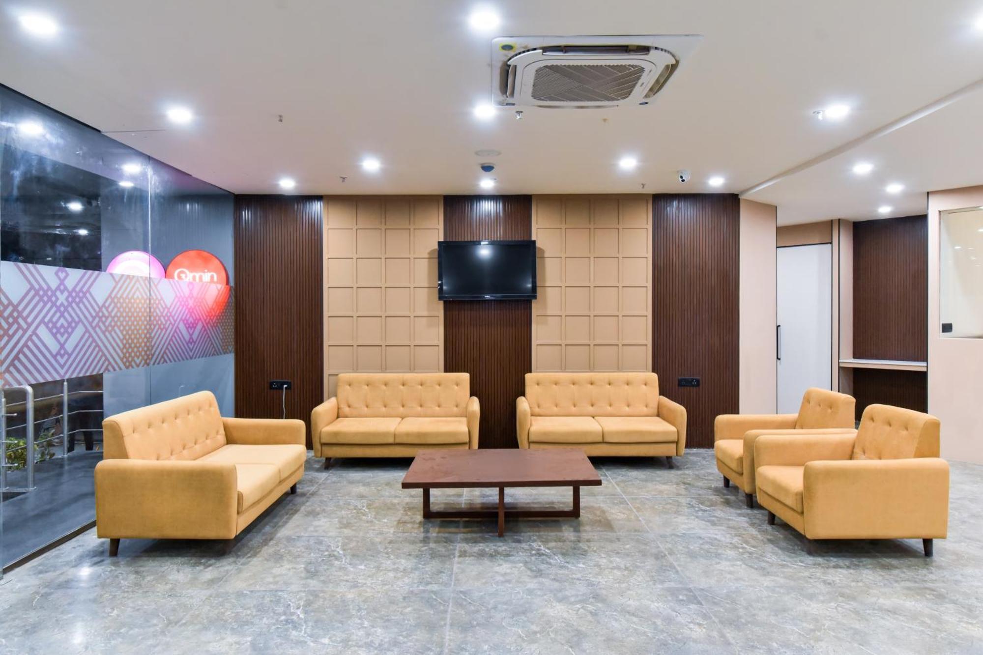Ginger Vadodara RCR Exterior foto