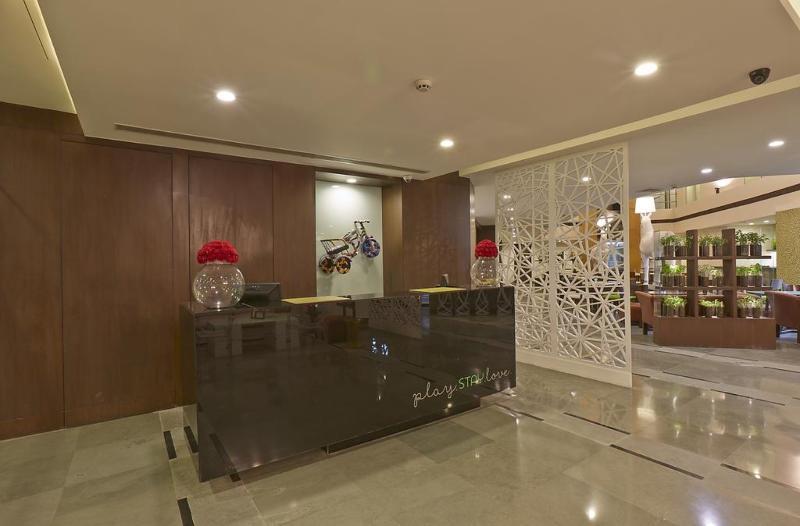 Ginger Vadodara RCR Exterior foto